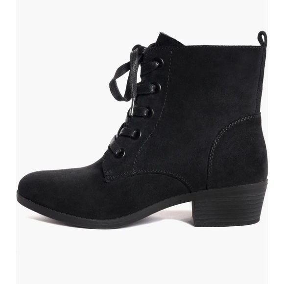 Aqua Diva Darie Waterproof Bootie size 8.5 Lace up They run small. NIB - Picture 4 of 11